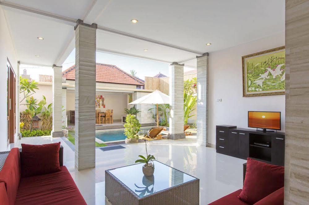 Kubal Villa Seminyak Esterno foto